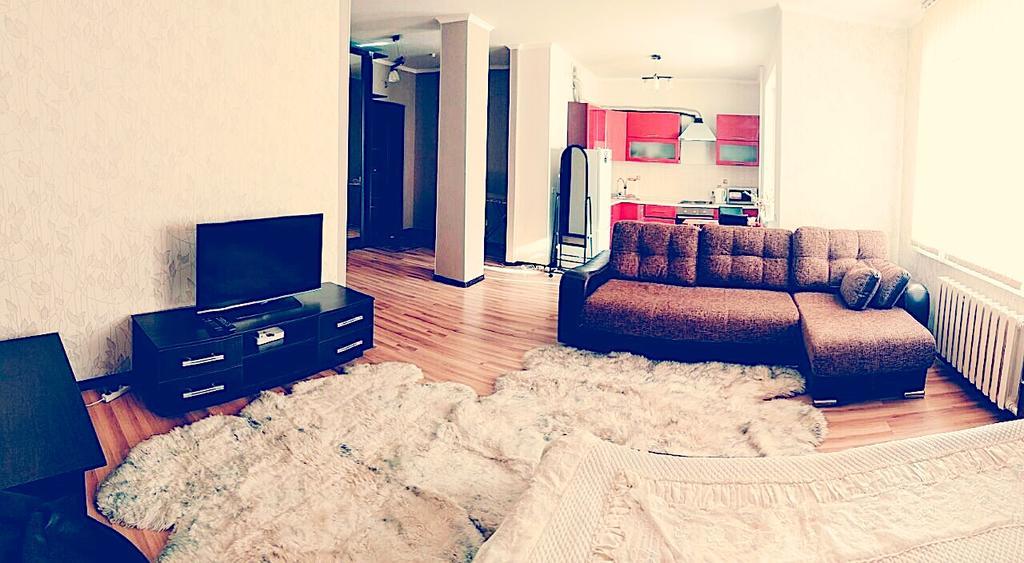 Apartment On Sauran Str Center 아스타나 외부 사진